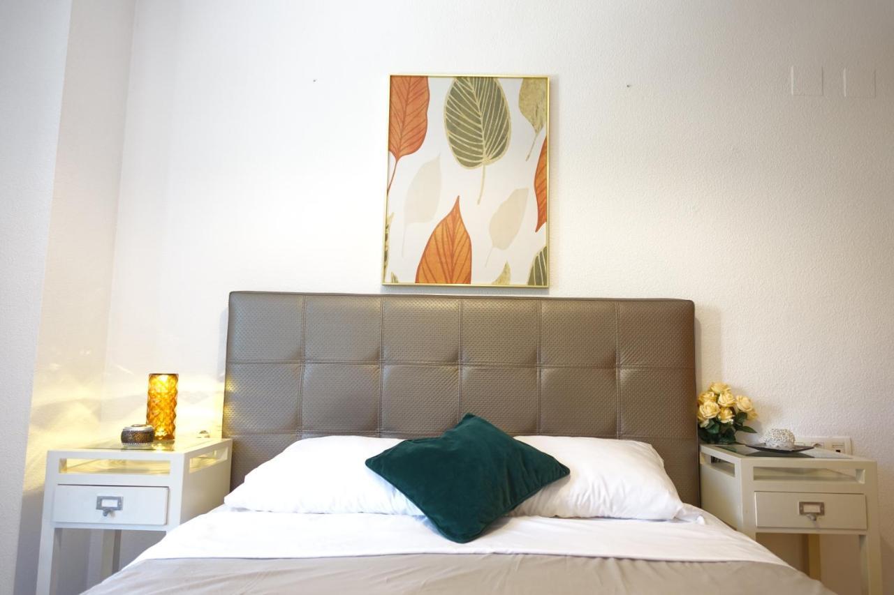 ☆The Peaceful Valencia Homestay☆ W/ Terrace⌘Parking⌘Bbq Exteriör bild