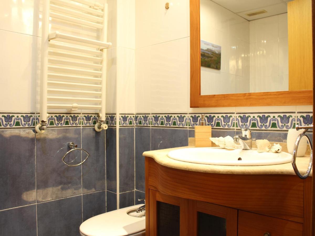☆The Peaceful Valencia Homestay☆ W/ Terrace⌘Parking⌘Bbq Exteriör bild