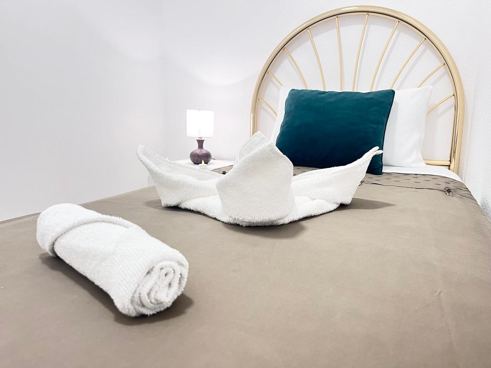 ☆The Peaceful Valencia Homestay☆ W/ Terrace⌘Parking⌘Bbq Exteriör bild